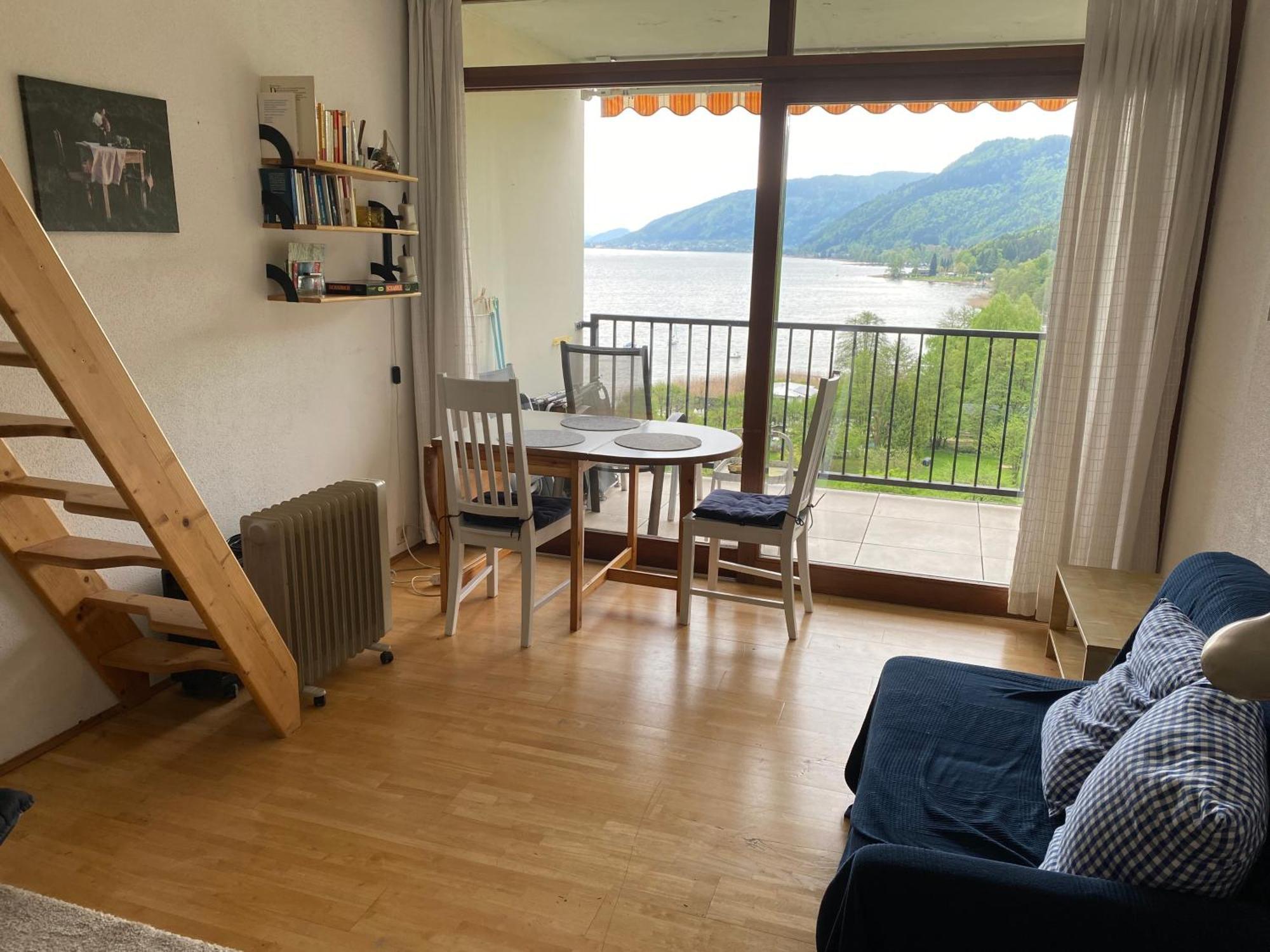 Appartement Mit Seeblick Am Ossiacher See Villach Esterno foto